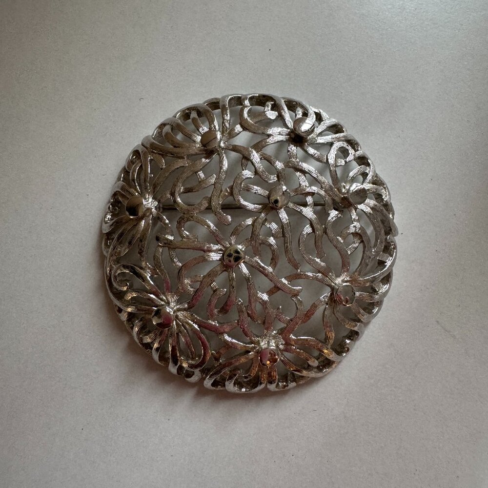 Vintage 80s Monet Round Silver Tone Brooch